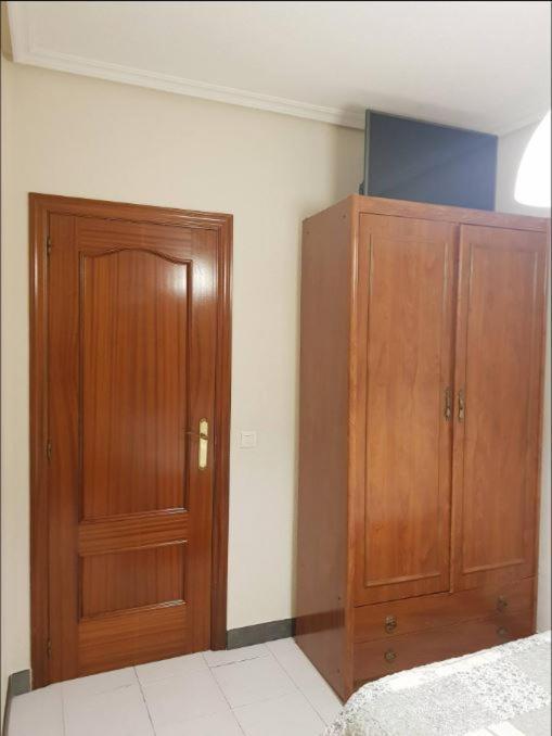 Private Room With Shared Bathroom Salamanca Exterior foto
